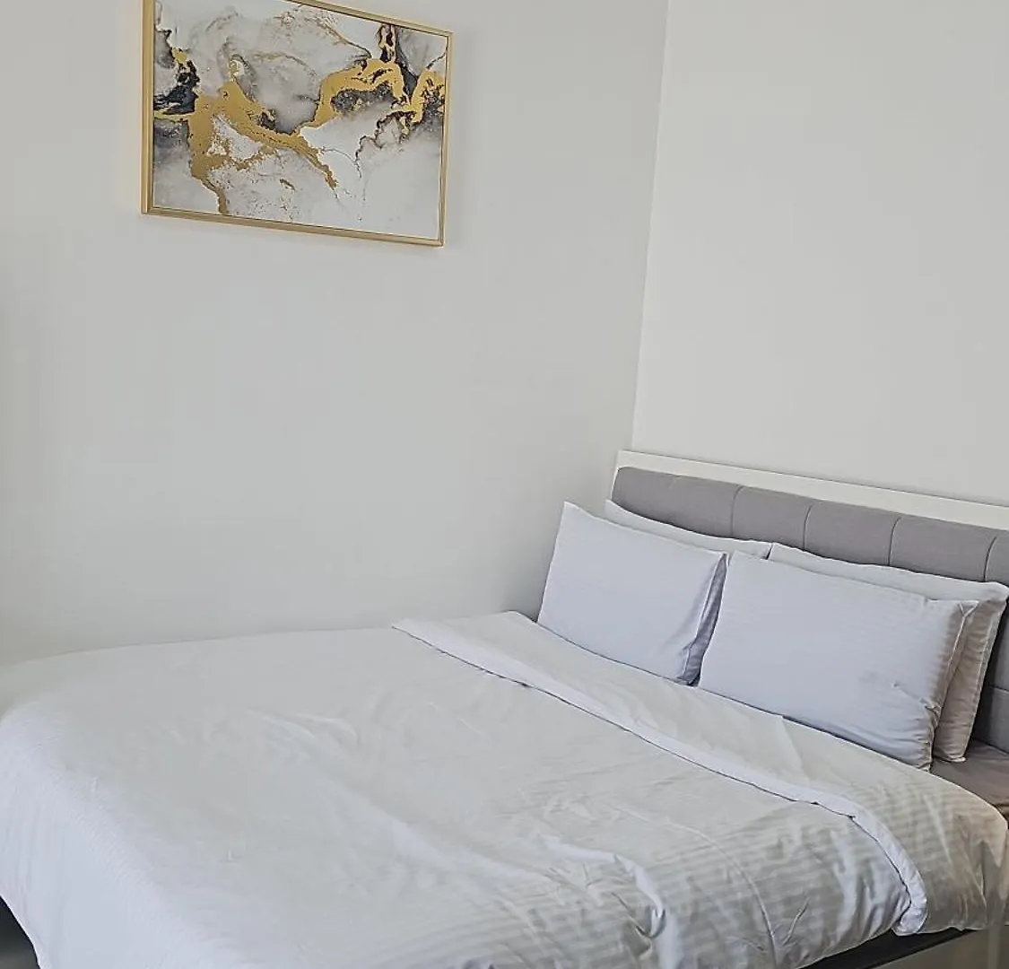 Chloe Studio Near The Beach Ras al-Khaimah